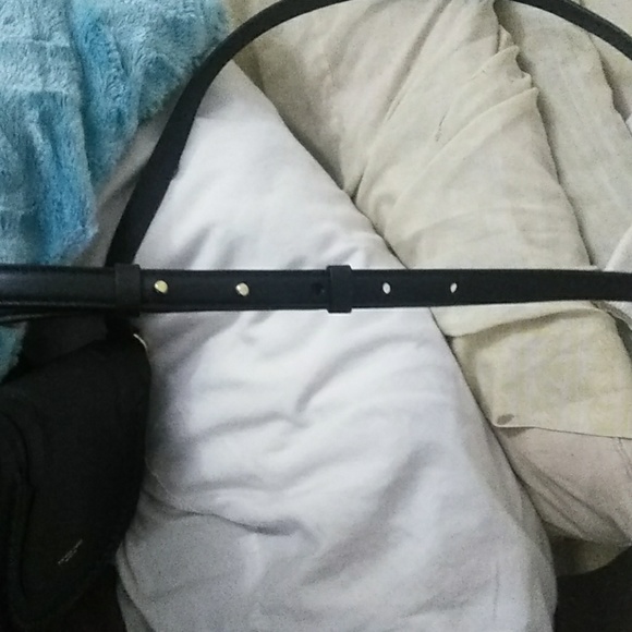 A brand new Michael kors purse slash side bag - Picture 7 of 8